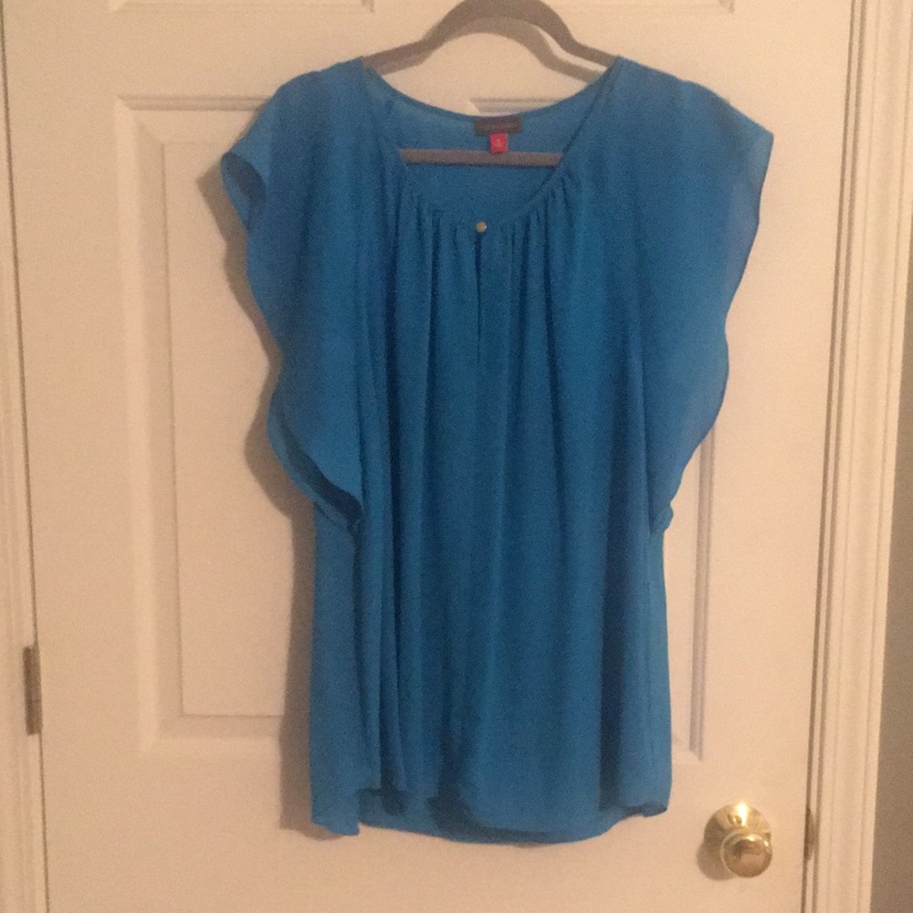 Vince Camuto Top